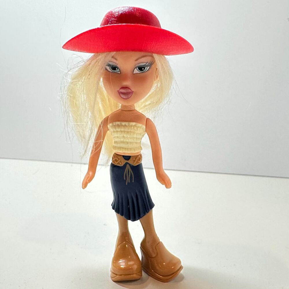 Mini Bratz Doll Figure Toy 2003 McDonald's Red Cowboy Hat